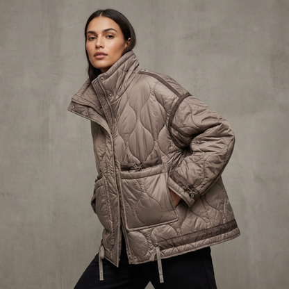 Chaqueta Acolchada con Cuello Alto para Mujeres Aria | Cierre Frontal con Cremallera, Bolsillos de Parche