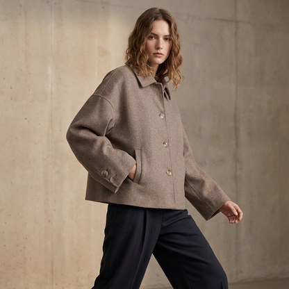 Manteau court pour femmes Clara | Boutonné devant, coupe décontractée