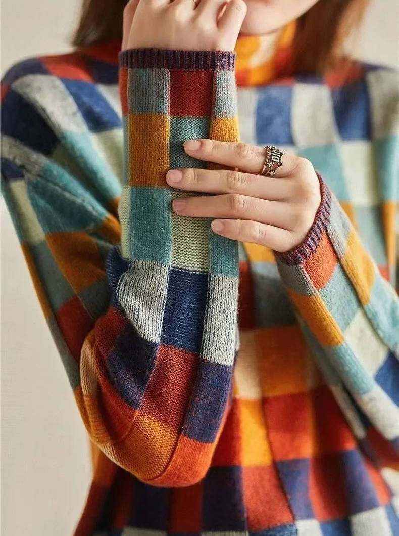 Margot Women's Sweater - fabric and finish detail