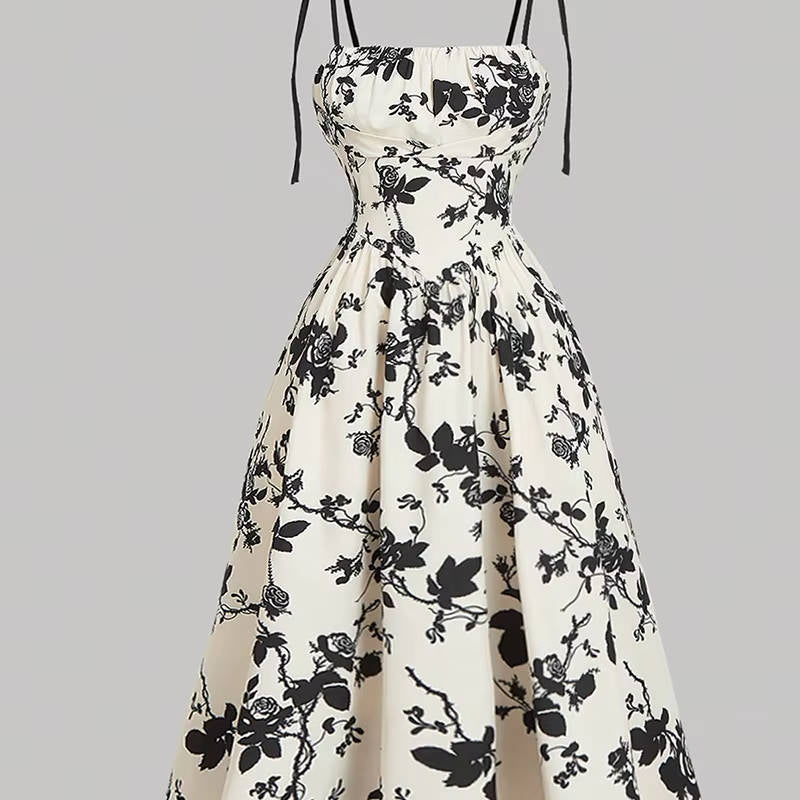 Perla Women's Floral Midi Dress - close-up detail