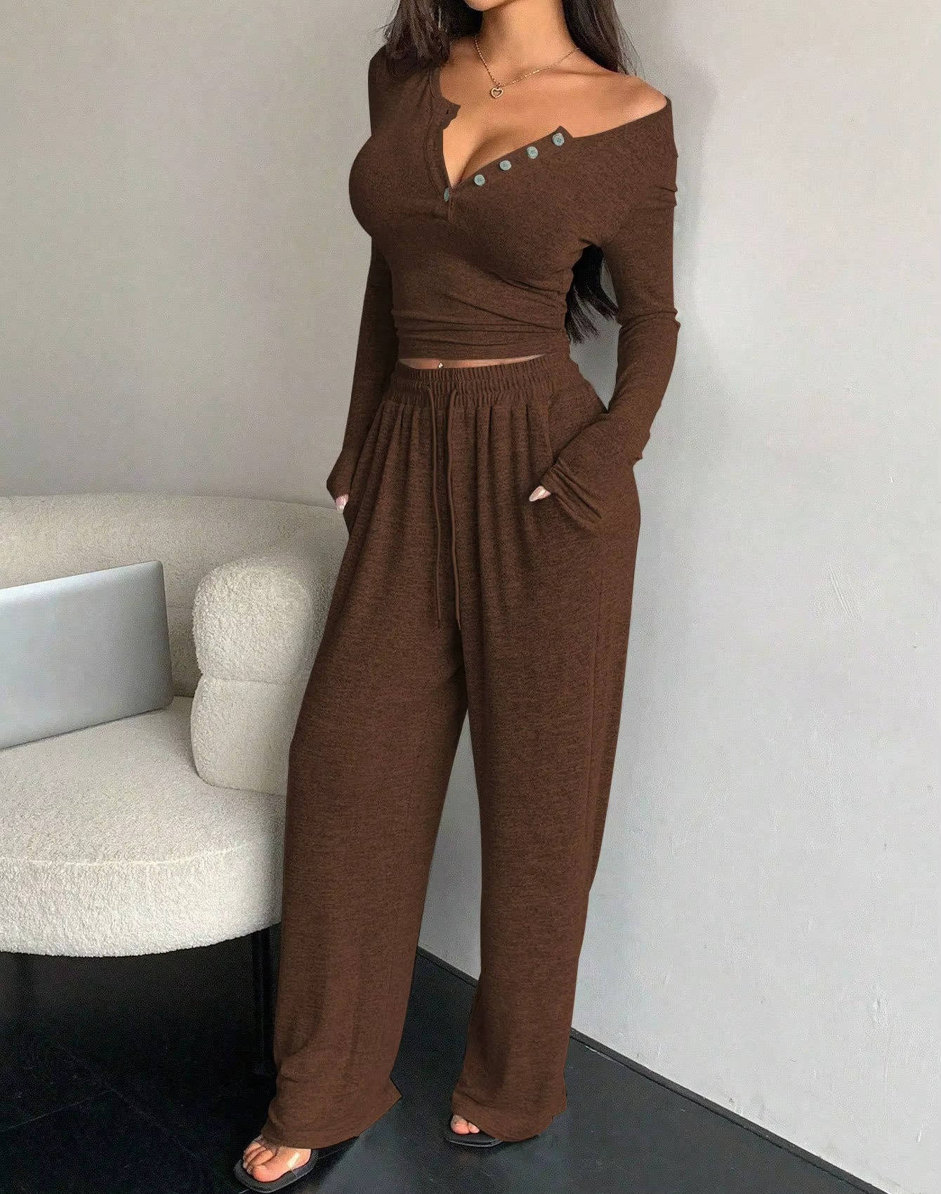 Sienna Women's Wide Leg Trousers - close-up detail
