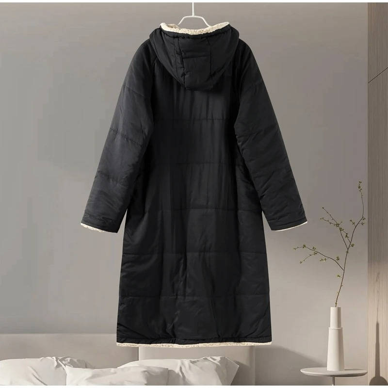 Xanthe Women's Quilted Coat - close-up detail