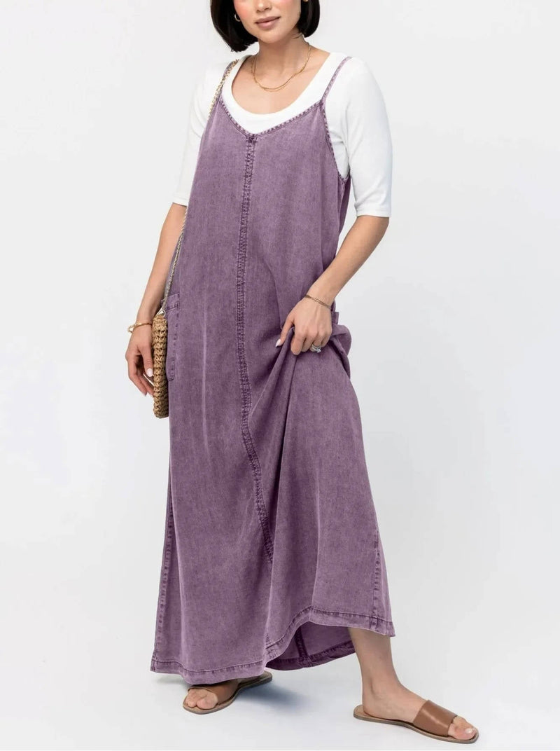Genevieve Women's Maxi Dress - close-up detail