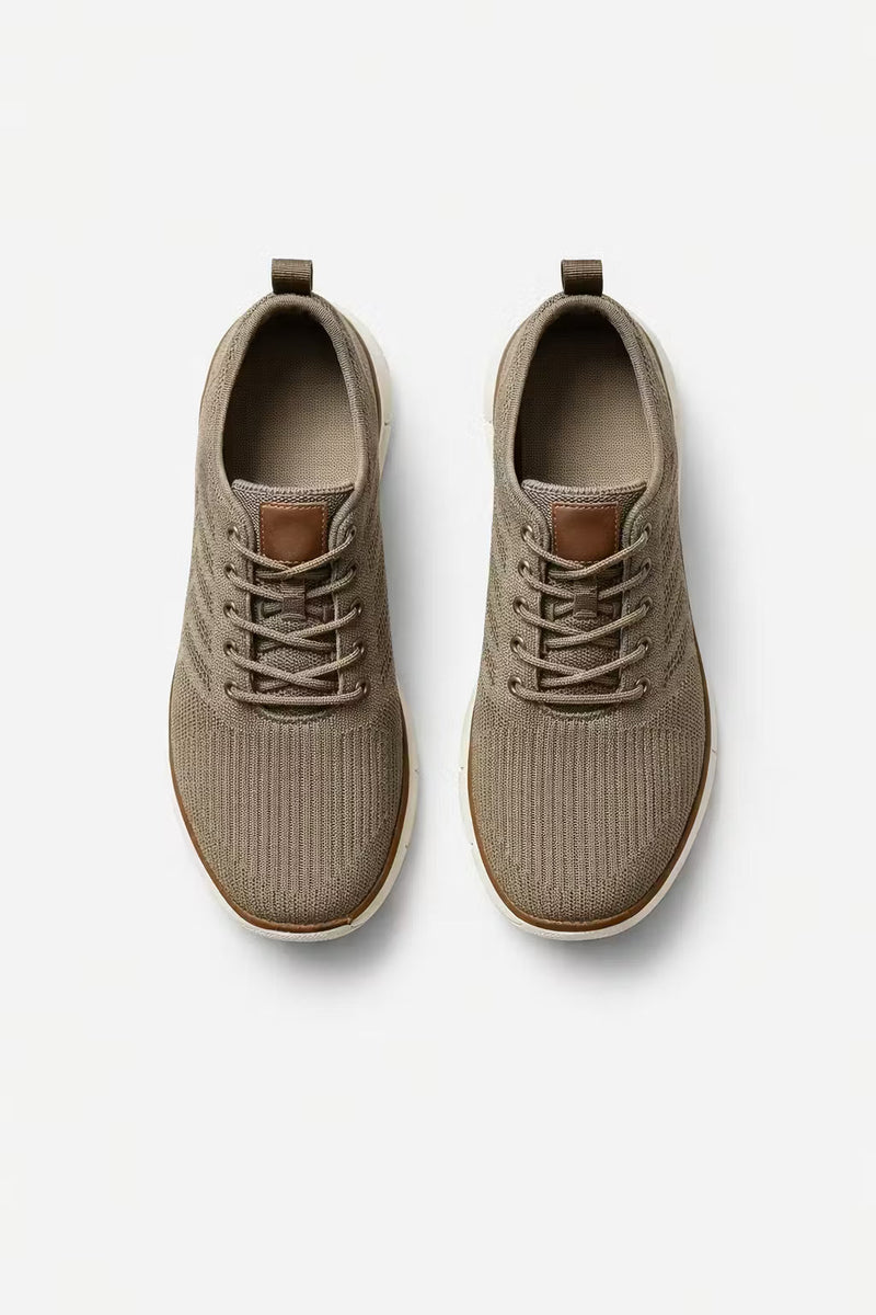 Barnaby Men's Ribbed Knit Sneakers - close-up detail