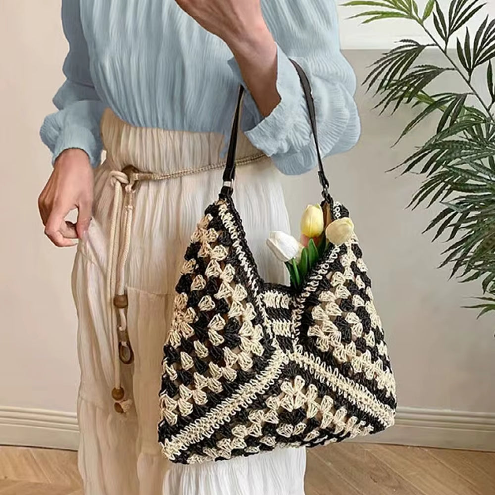 Wilda Women's Crochet Crochet Carryall - close-up detail
