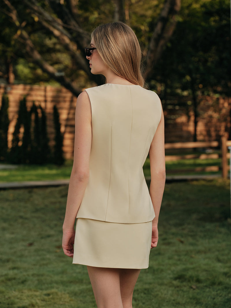 Astrid Women's Vest - close-up detail