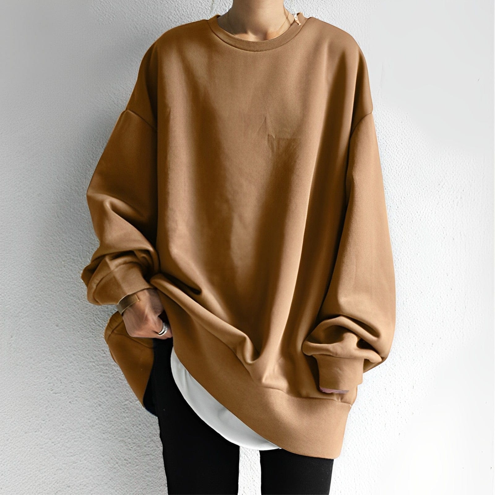 Xanthe Women's Oversized Sweatshirt - front view