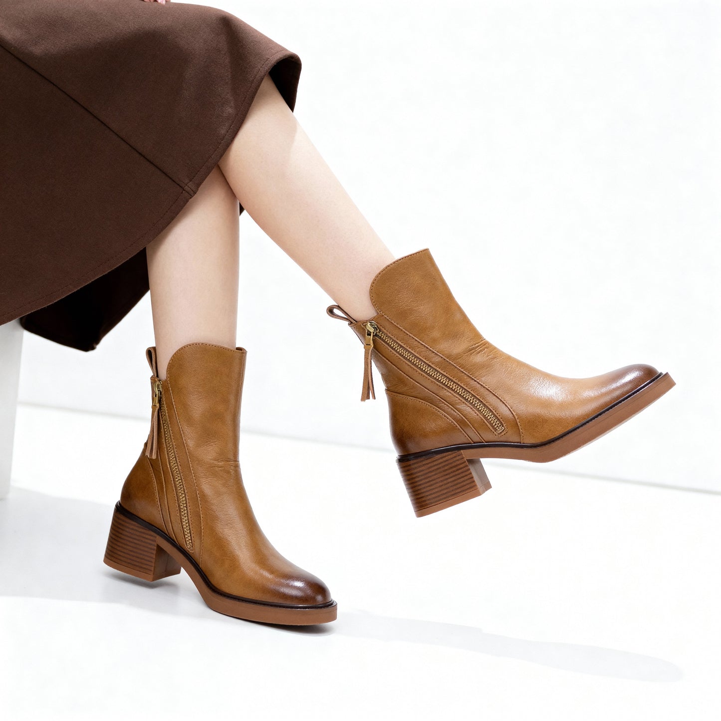 Bottines pour femme Zara | Talon bloc avec fermeture éclair latérale, accent chic noué au dos
