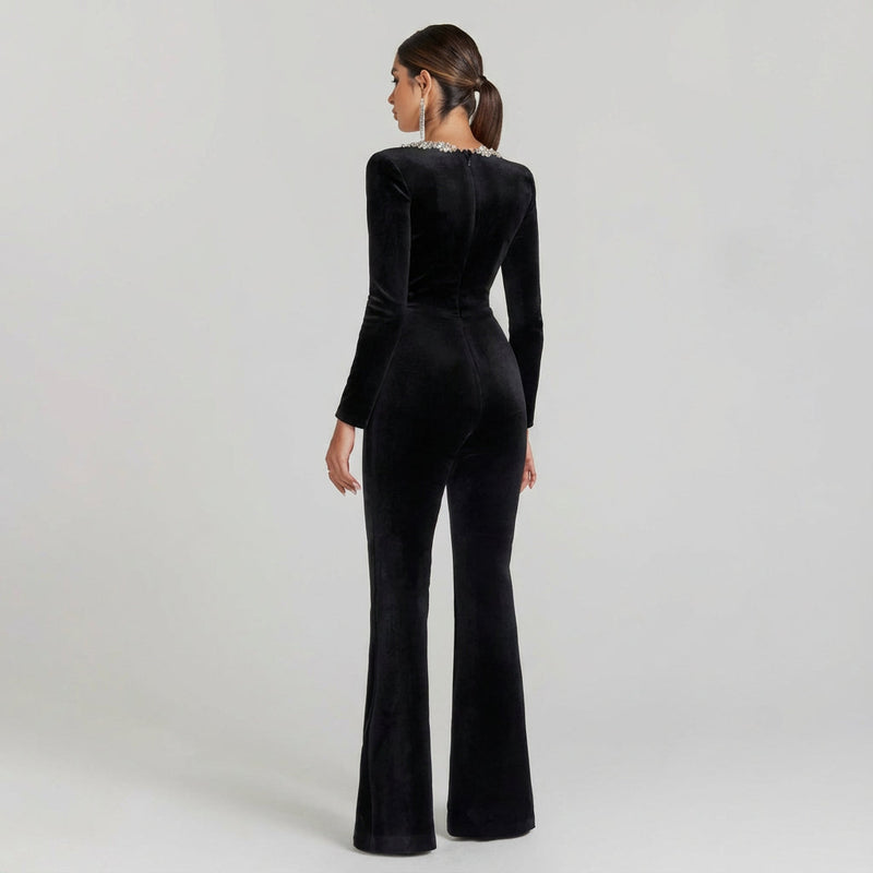 Combinaison pour femme Elara | Velours noir, encolure florale en cristal