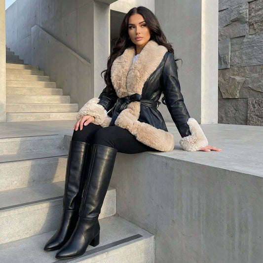 Manteau ceinturé pour femme Aurora | Bordure en fausse fourrure, manches longues
