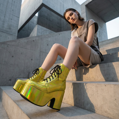 Bottes punk noires Tina pour femmes | Semelle épaisse, design à lacets