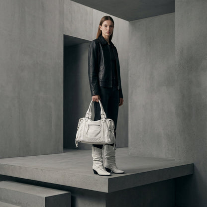 Bolso de Hombro para Mujeres Rhea | Diseño de Panel Trenzado, Estructura Suave