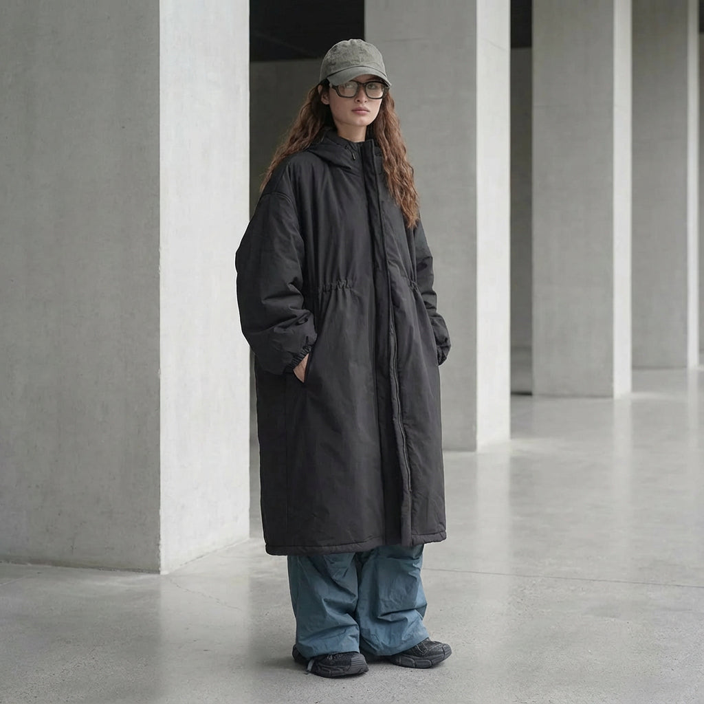 Manteau long pour femme Ember | Design à capuche, fermeture éclair devant