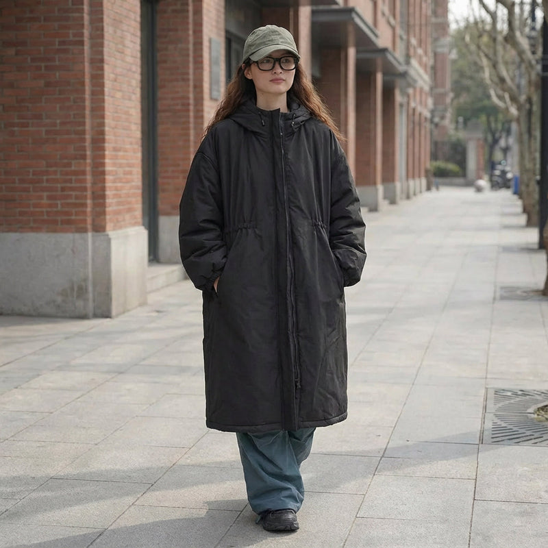 Manteau long pour femme Ember | Design à capuche, fermeture éclair devant