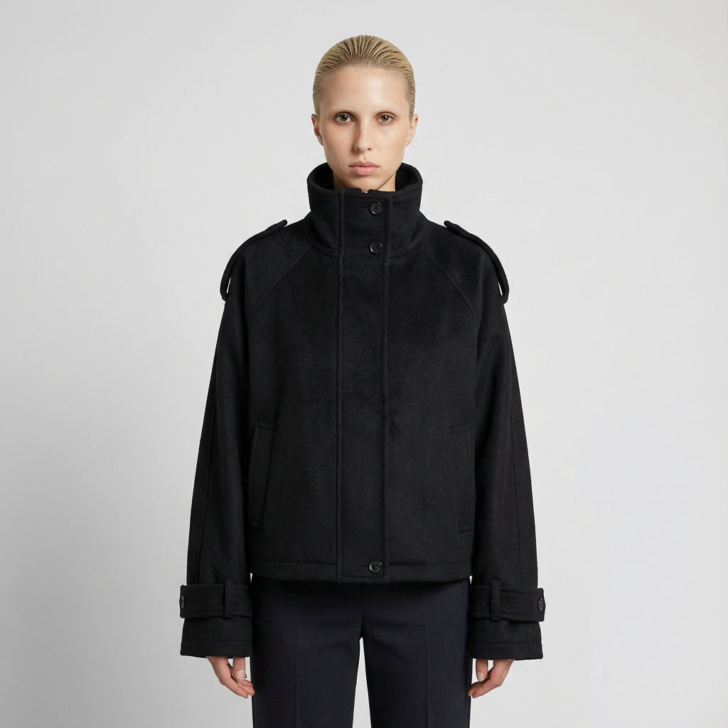 Manteau court pour femmes Aria | Col montant, silhouette décontractée