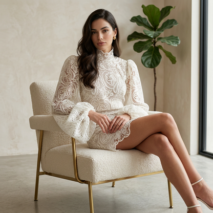 Vestido mini para mujer Fiona | Elegante encaje, cuello alto