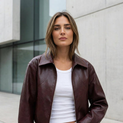 Chaqueta de Cuero Cortada para Mujeres Marina | Cierre con Cremallera Frontal, Cuello de Solapa