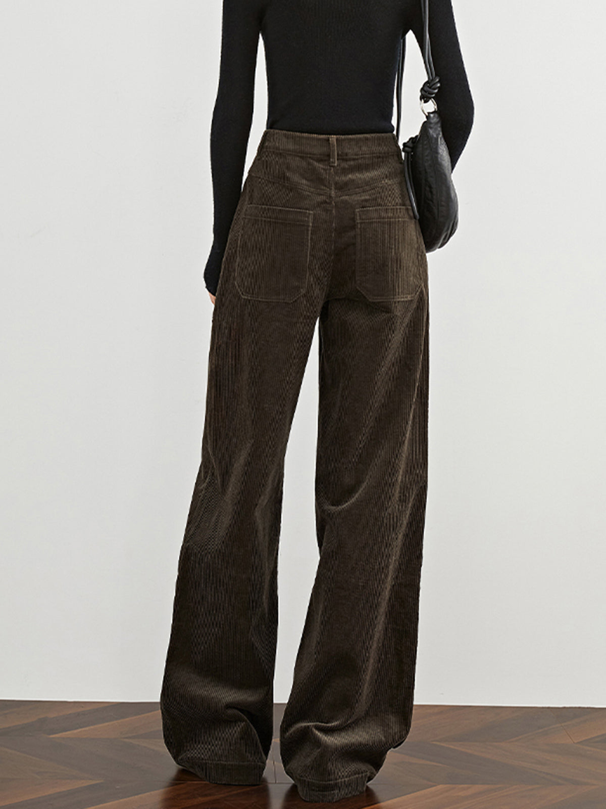 Violette Women's Trousers - close-up detail