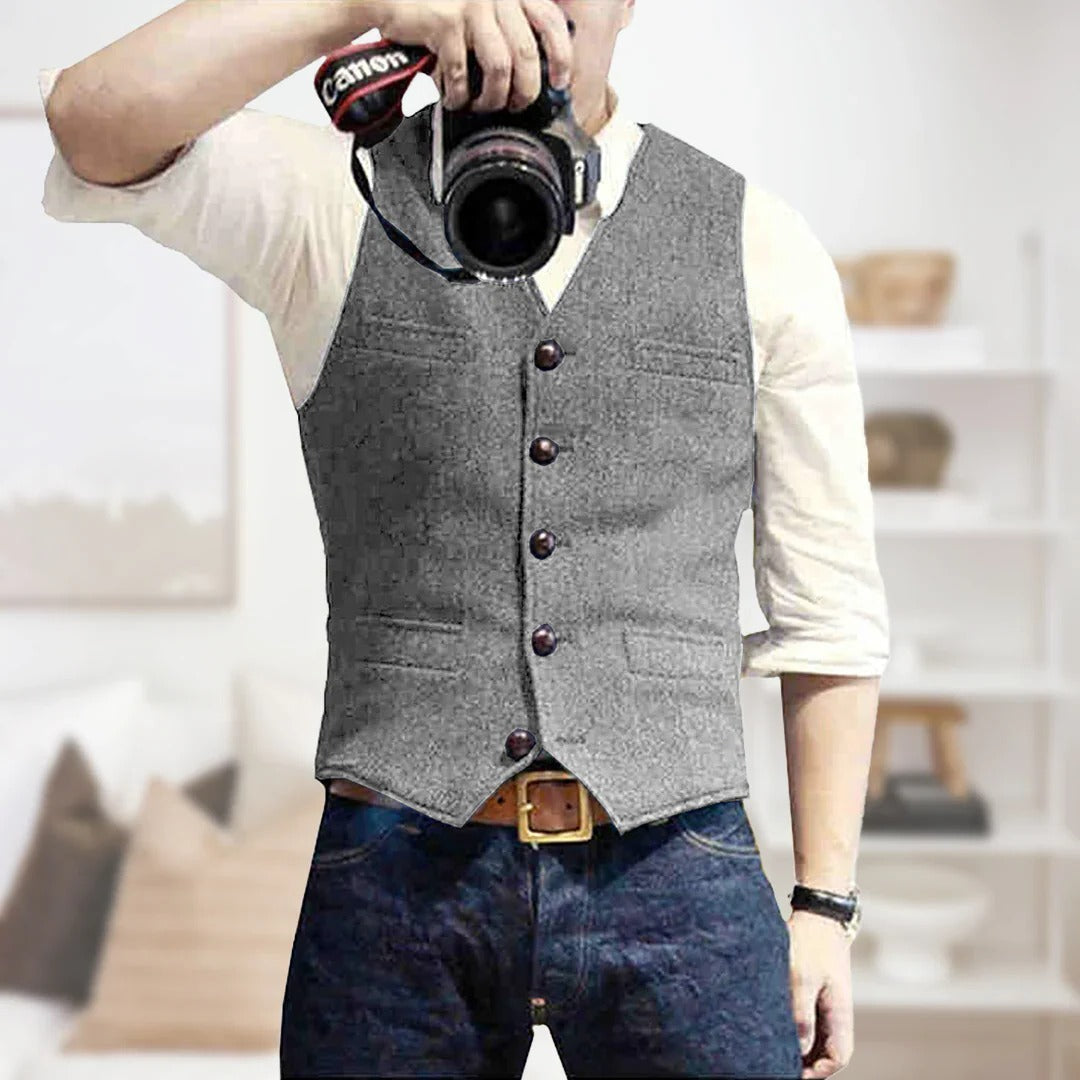 Silas Men's Vest - fabric and finish detail