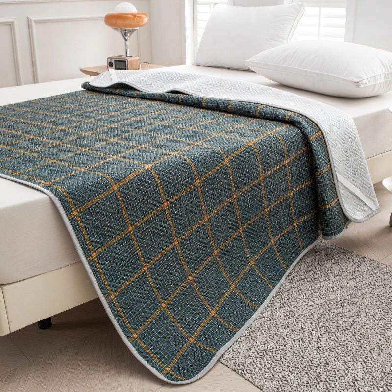 Juniper Portable Mattress Pad - styled view