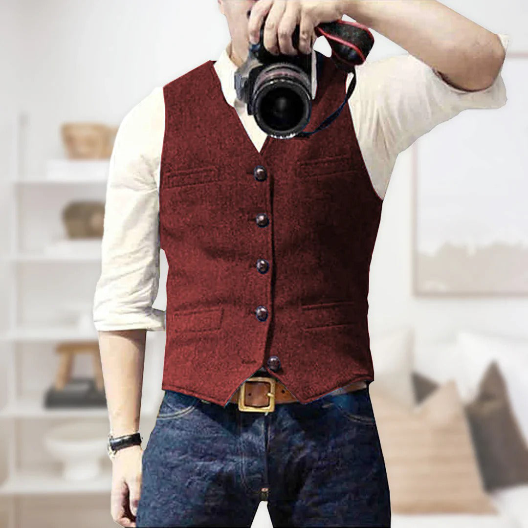 Ellis Men's Vest - shown in use