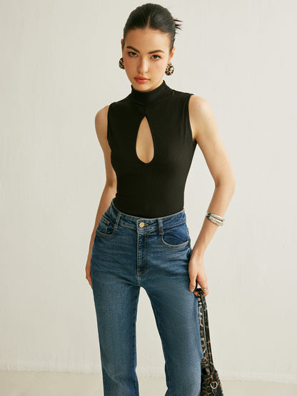 Ava Women's Top - fabric and finish detail
