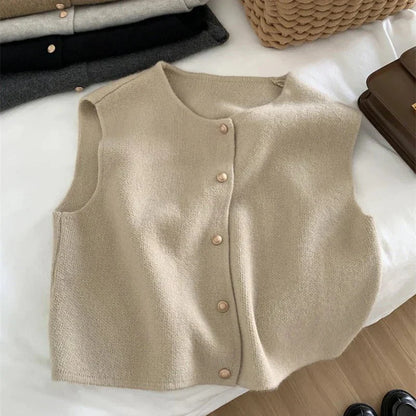 Ottilie Women's Sweater - fabric and finish detail