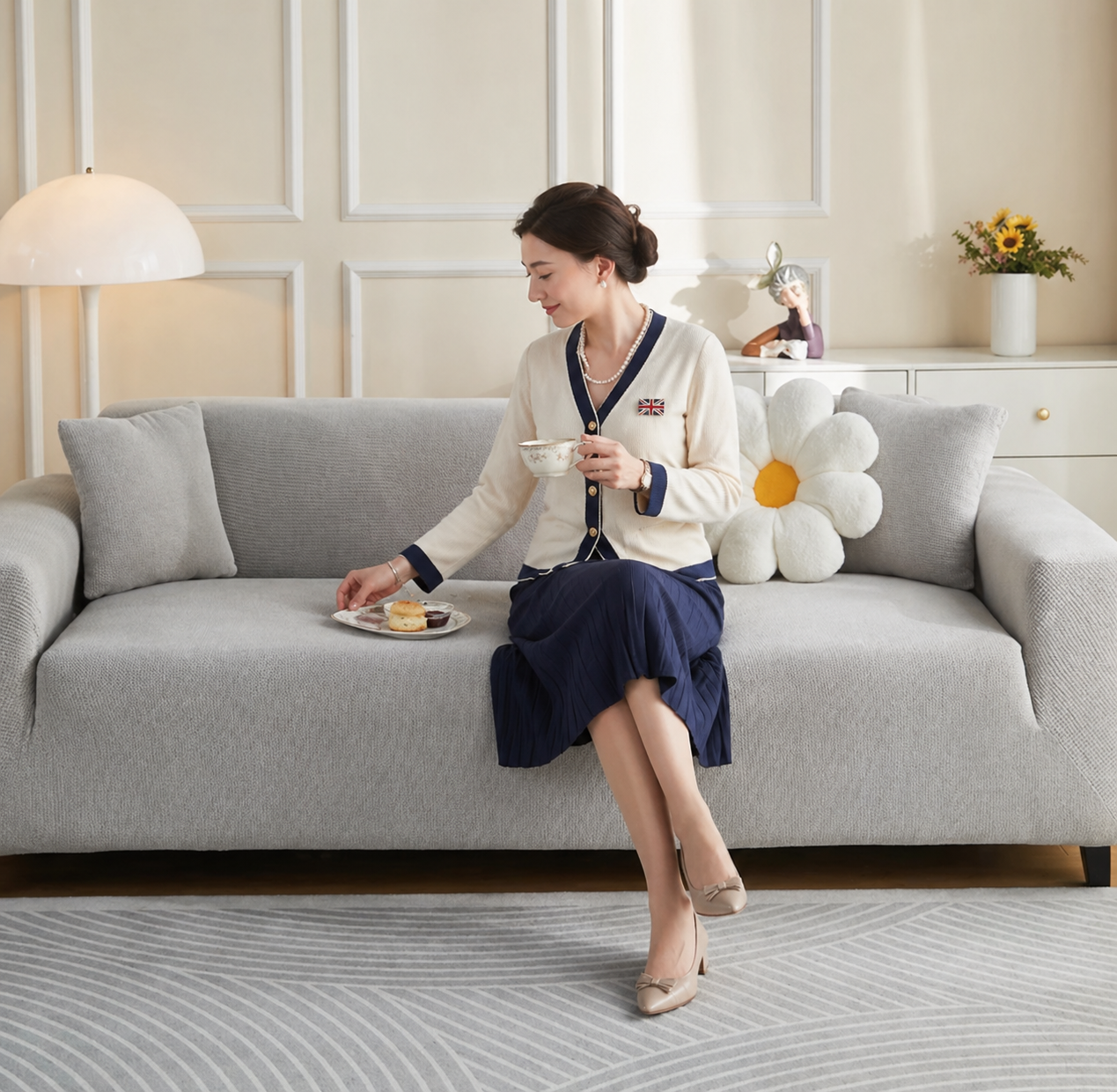 Narrow Jacquard Light Grey Couch Cover