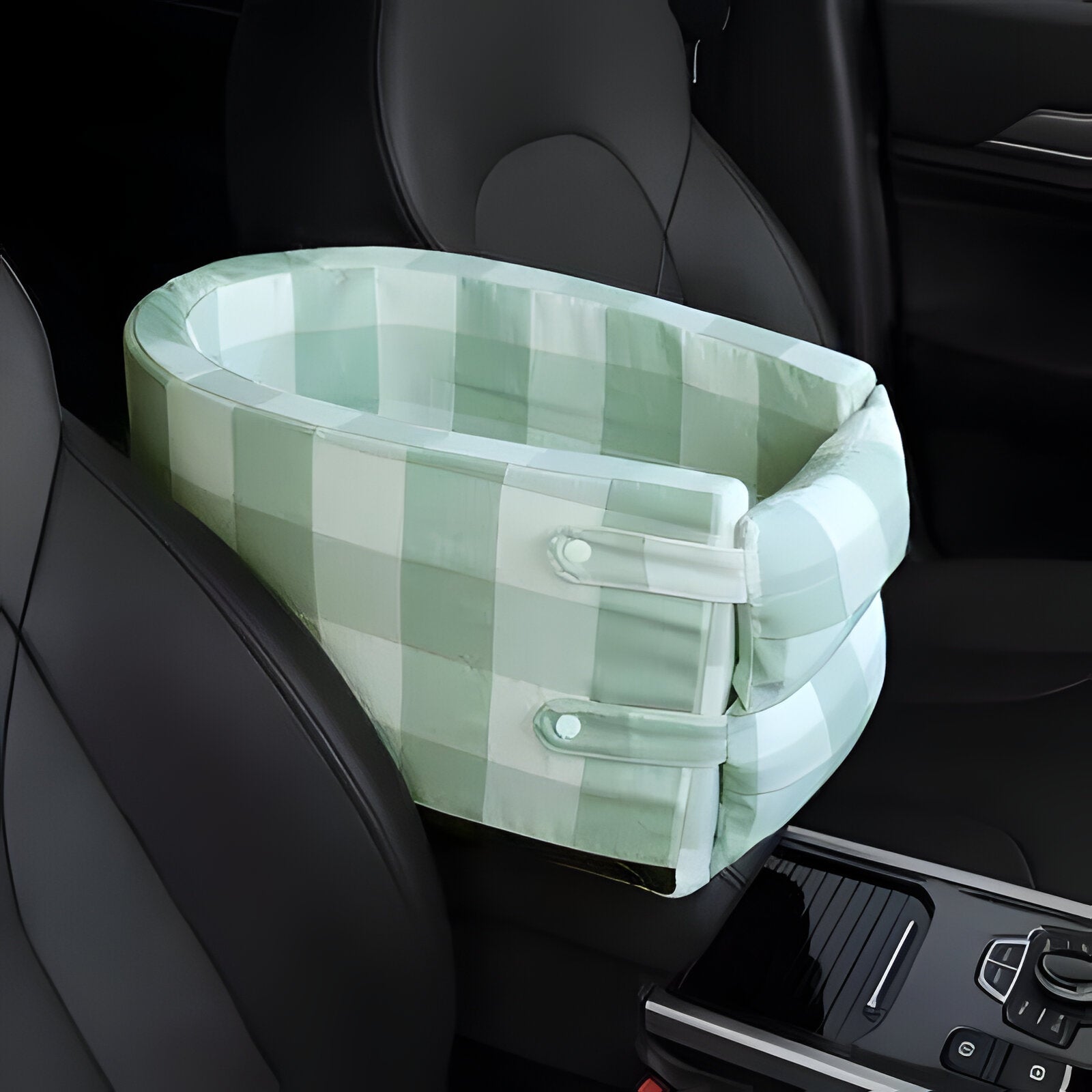 Dune Car Seat - styled view
