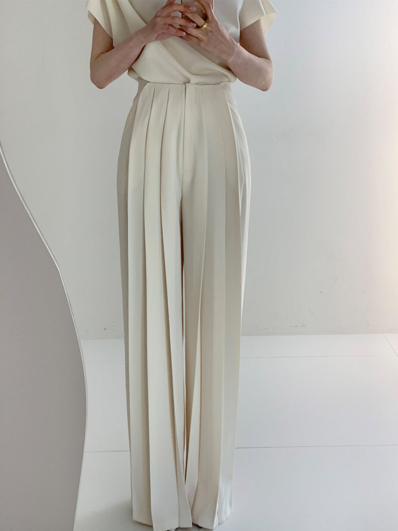 Rhea Women's Wide Leg Trousers - close-up detail