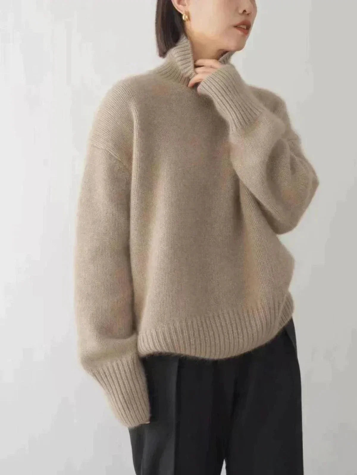 Ulla Women's Sweater - close-up detail