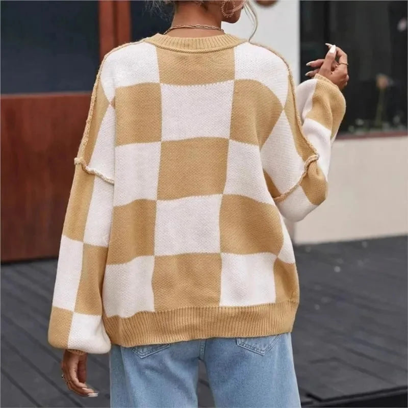 Yara Women's Sweater - fabric and finish detail