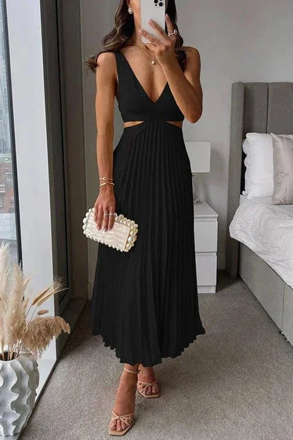 Rhea Women's Pleated Midi Dress - close-up detail