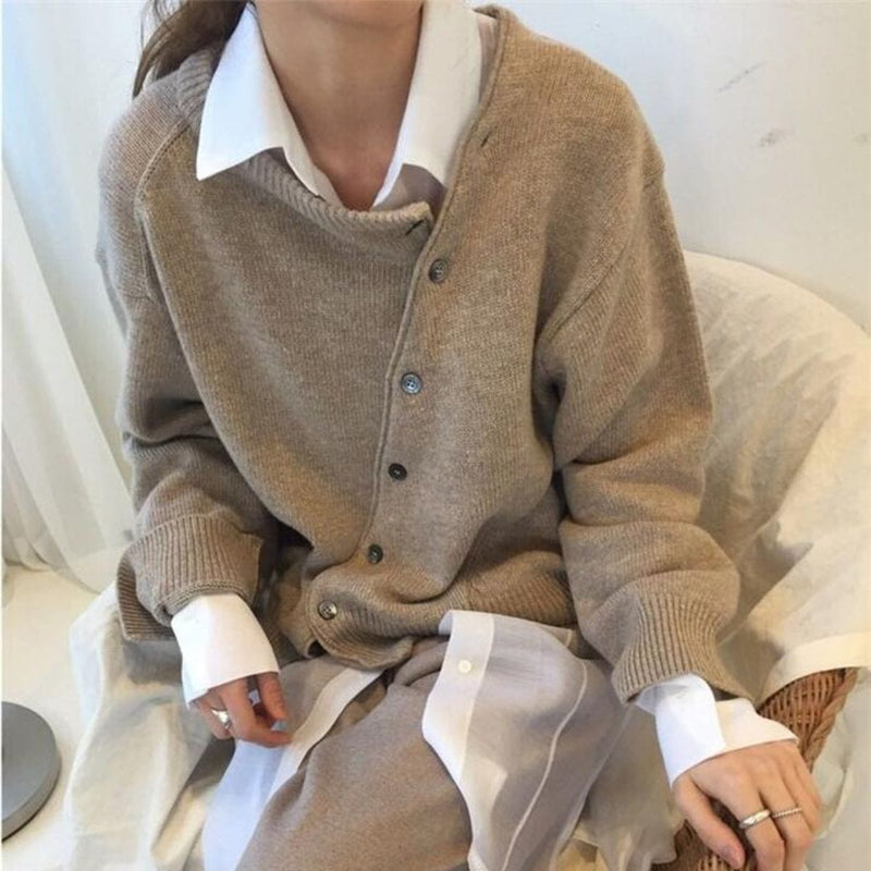 Perla Women's Oversized Cardigan - front view
