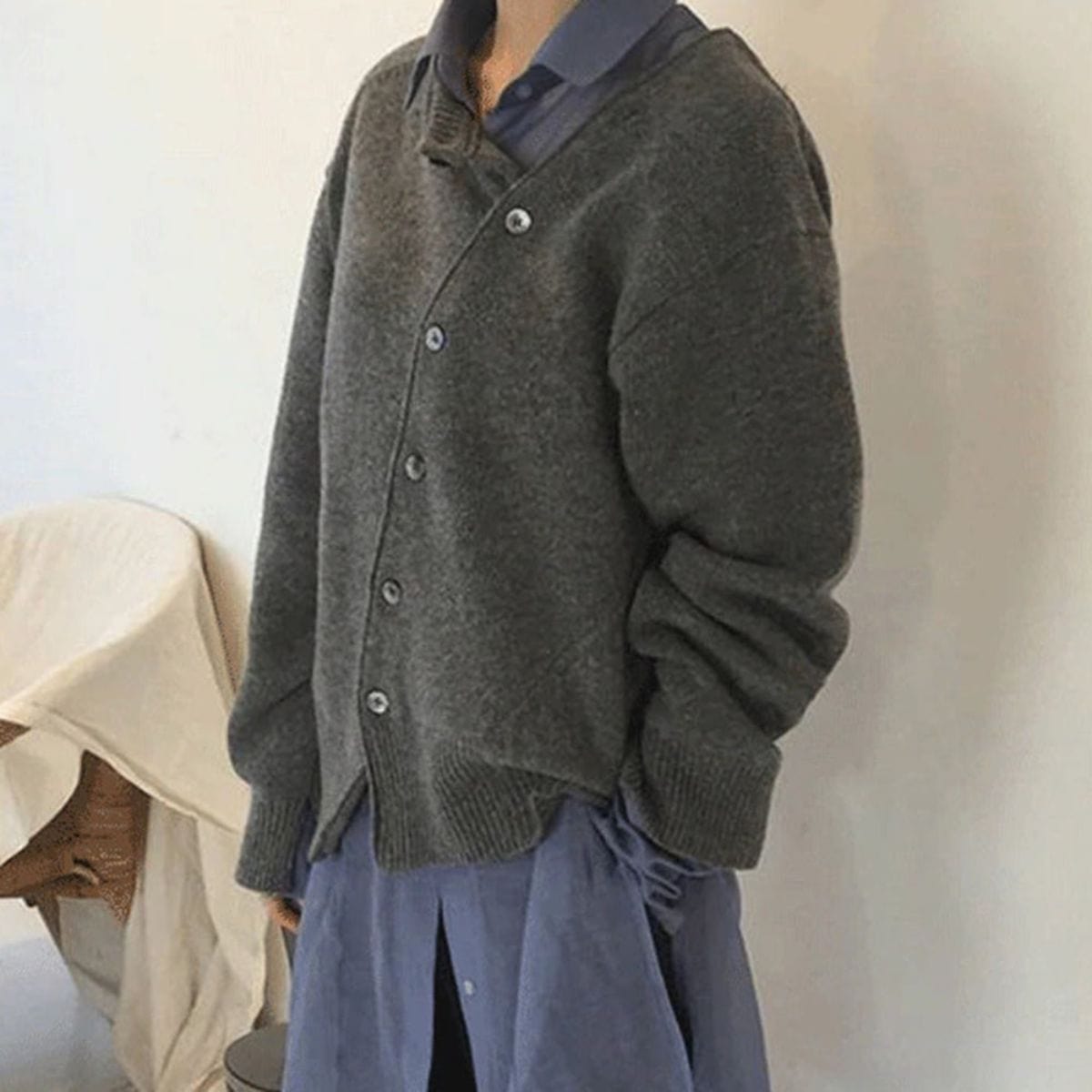 Perla Women's Oversized Cardigan - flat lay
