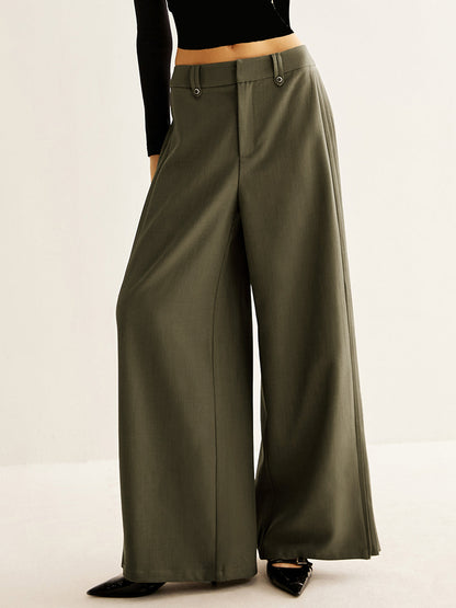 Kaia Women's Pleated Trousers - fabric and finish detail