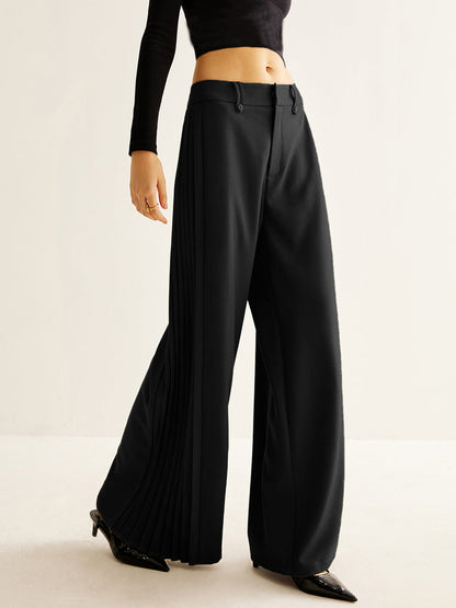 Kaia Women's Pleated Trousers - shown in use