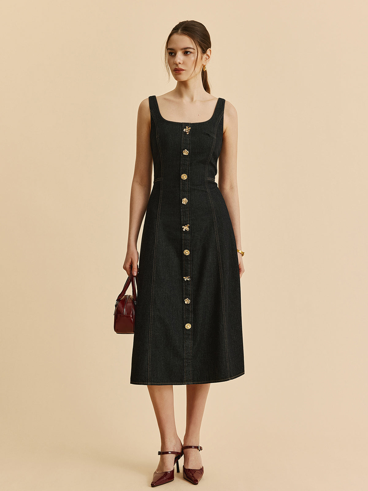 Tallulah Women's Dress - fabric and finish detail