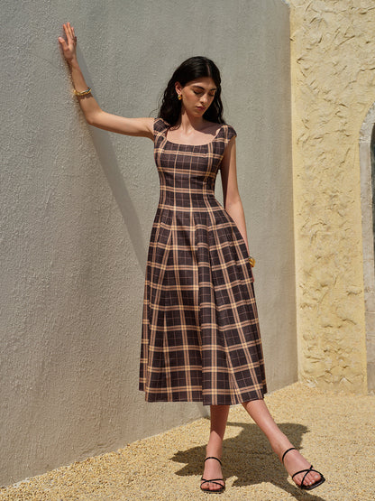 Rosa Women's Pleated Dress - fabric and finish detail