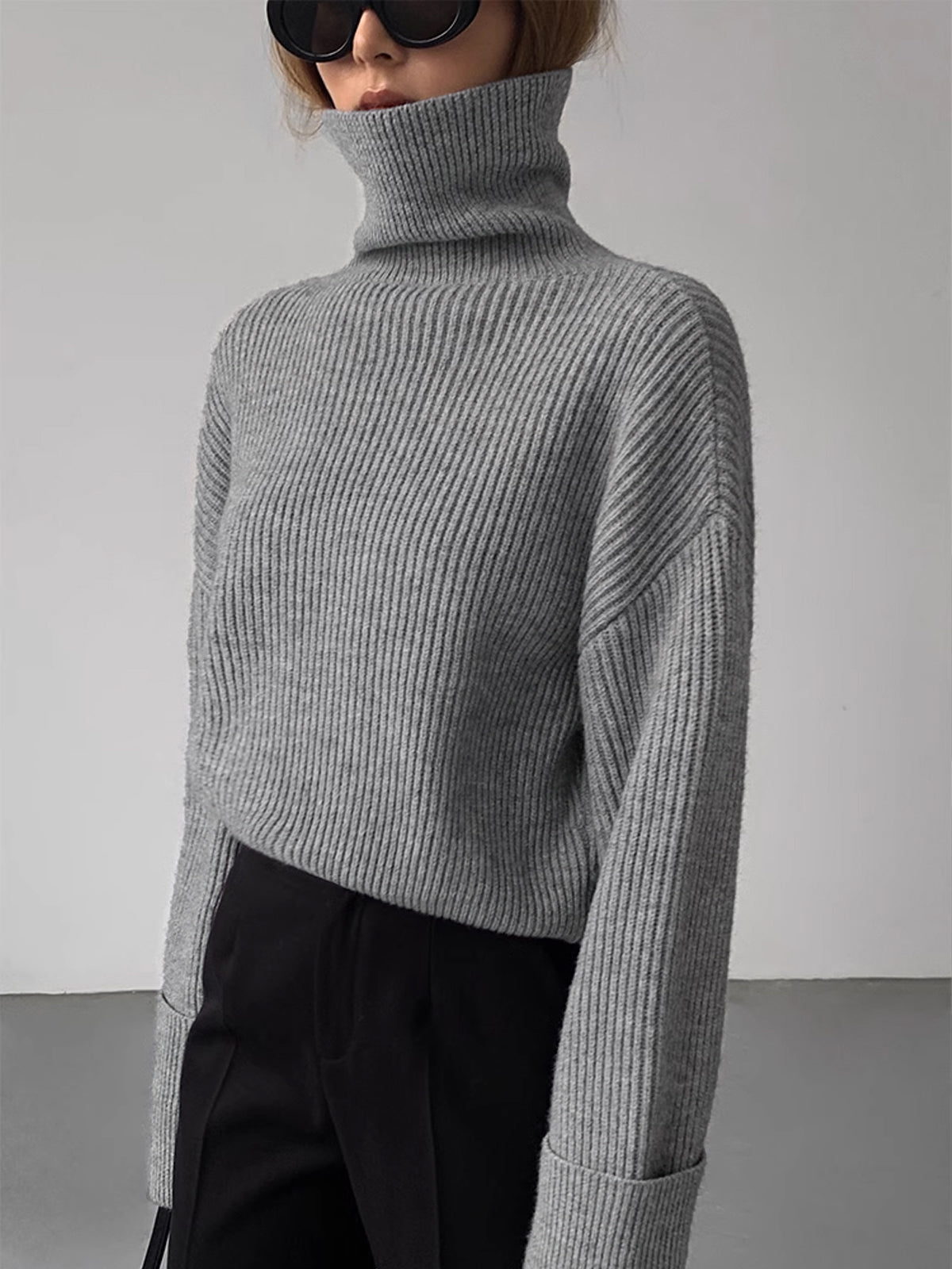 Sophie Women's Sweater - fabric and finish detail