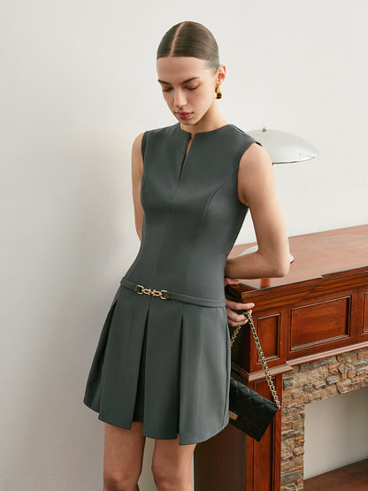Imogen Women's Pleated Dress - fabric and finish detail