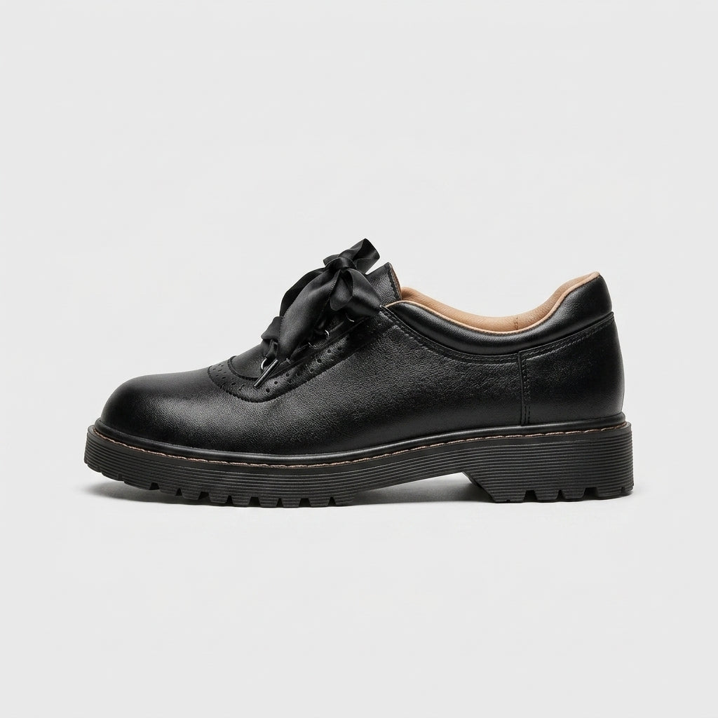 Saskia Women's Oxfords - fabric and finish detail