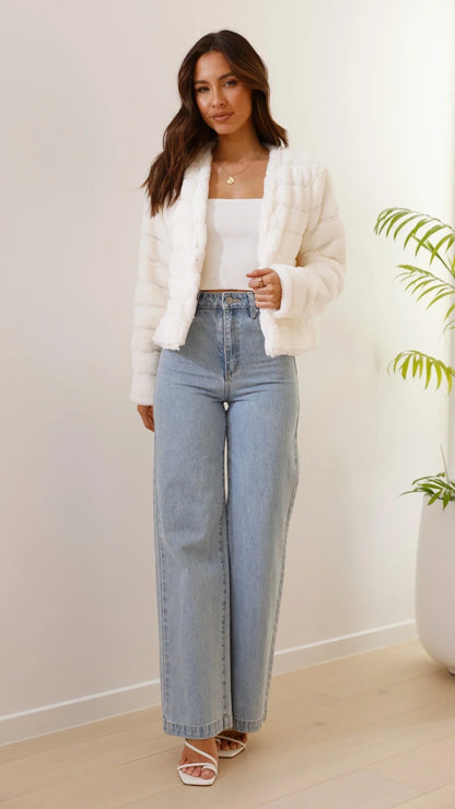 Winona Women's Blazer - fabric and finish detail