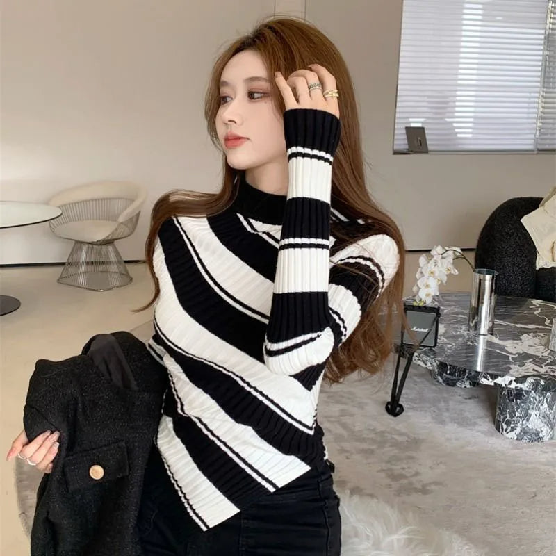 Giselle Women's Asymmetric Sweater | Striped
