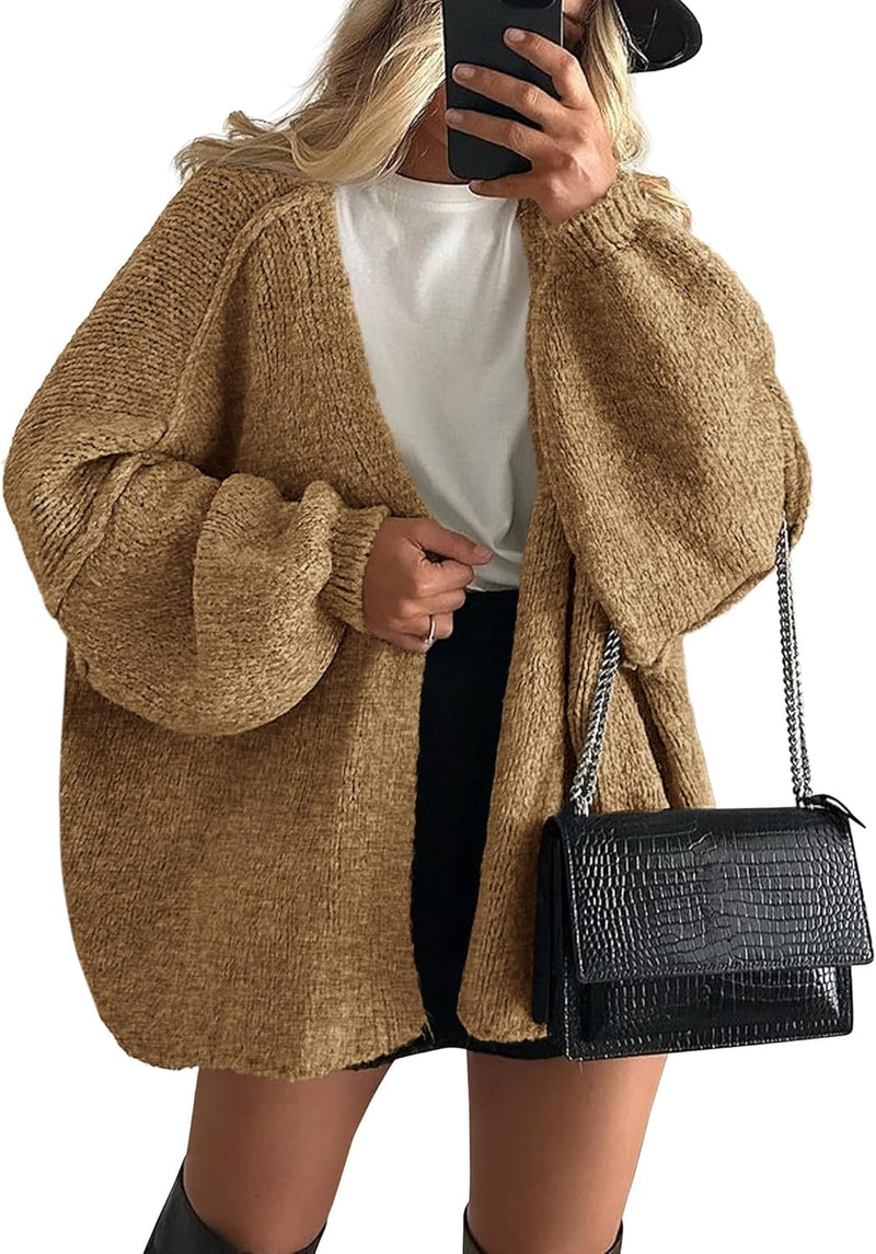Saskia Women's Oversized Cardigan - fabric and finish detail